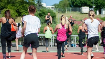 Sarkopenia – cichy złodziej lat. Dlaczego mięśnie decydują o naszej przyszłości?