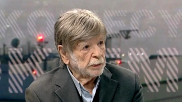 „Nigdy nie było żadnych polskich obozów zagłady” - viralowy cytat Szewacha Weissa