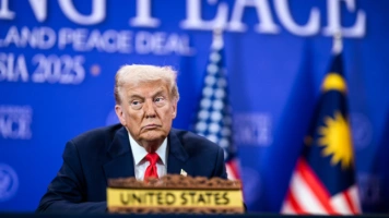 Trump znowu zmienia zdanie. „Na prośbę irańskiego rządu…”