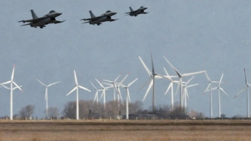 Głupota czy sabotaż? Wiatraki na trasach samolotów wojskowych?