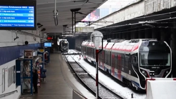 Warszawa. Paraliż w sercu stolicy po kolizji składów WKD. Są poszkodowani