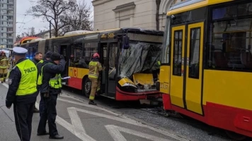 Kilkanaście osób rannych w wyniku katastrofy w centrum Warszawy