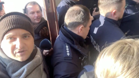 „Zamach stanu”. Bienert: Reżim właśnie upada