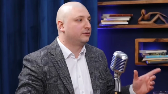 Paweł Chmielewski dla Frondy: Zbawcza strukturo, oręduj za nami