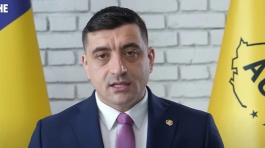 „Głos rumuńskiego narodu został dziś usłyszany”. George Simion komentuje upadek rządu