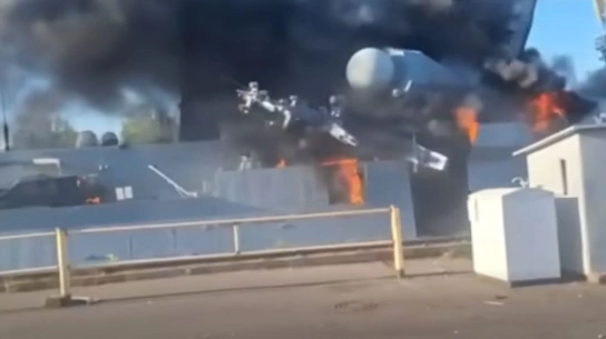 „Płoń maleńki, płoń”. Rosja straciła nowoczesną korwetę! Nagranie trafiło do sieci