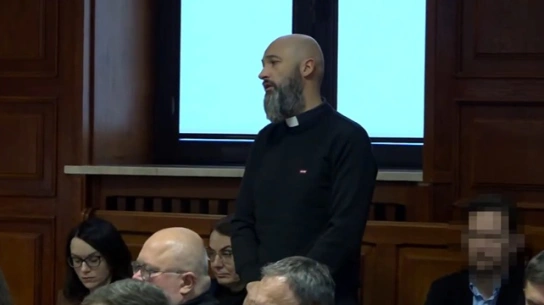 Ks. Olszewski przed sądem: Cierpię na PTSD. Po wyjściu z aresztu nękają mnie służby