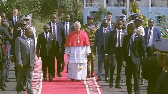 Paweł Chmielewski dla Frondy: Afrykański katechon. Leon XIV na Czarnym Lądzie