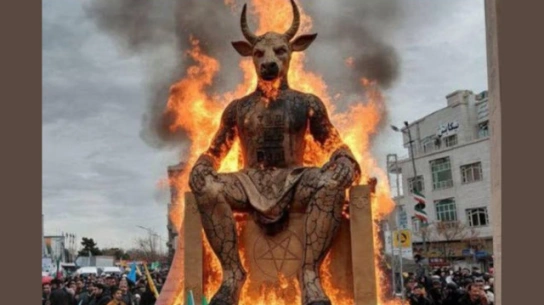 Z internetu: Irańczycy spalili pomnik Baala jako symbol rządzących w USA i Izraelu