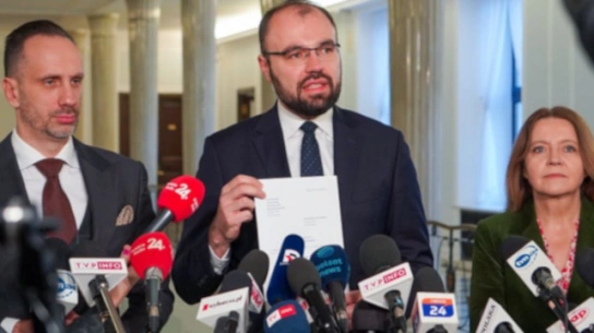„Mamy do czynienia z ogromną aferą”. Jest zawiadomienie do prokuratury i CBA ws. ustawy wiatrakowej