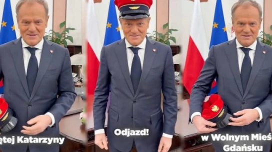 Tusk w kolejarskiej czapce chwali się „punktualnymi pociągami”. O kilku rzeczach zapomniał wspomnieć