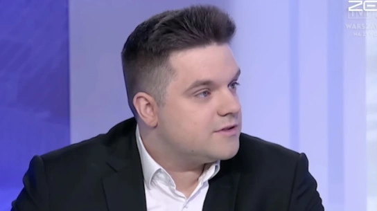 Radny KO zarobił w rok 1,6 mln zł. Znamy grafik młodego lekarza