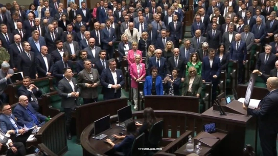 Nie potrafili oddać hołdu zamordowanemu Polakowi? Żenujące zachowanie posłów koalicji 13 grudnia