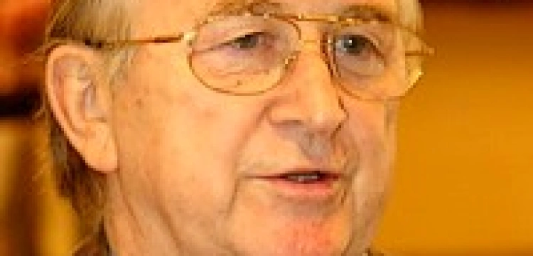 "Papież by się roześmiał". Kutz o nazwaniu Franciszka ch... 