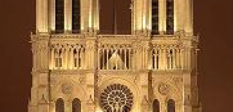 Prawicowiec zastrzelił się w katedrze Notre Dame w Paryżu