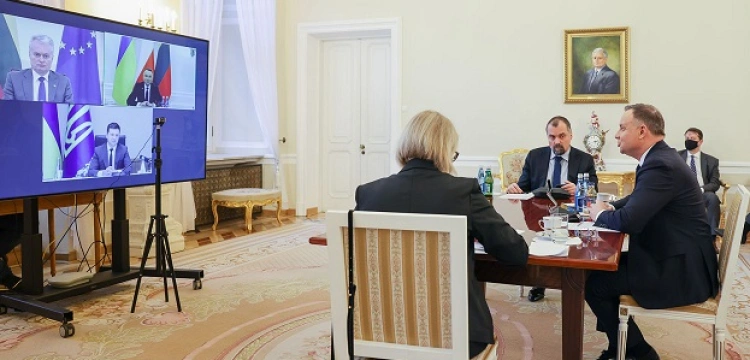 Trójkąt Lubelski. Prezydenci Litwy, Polski i Ukrainy przyjęli wspólne oświadczenie