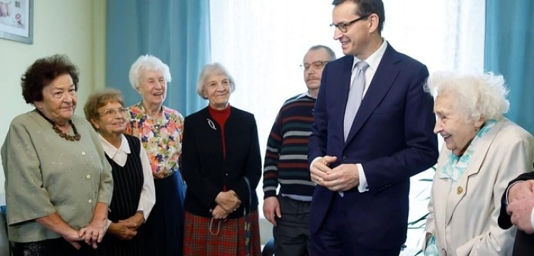 Premier wyjawia pierwszy filar planu Nowego Ładu: Troska o seniorów