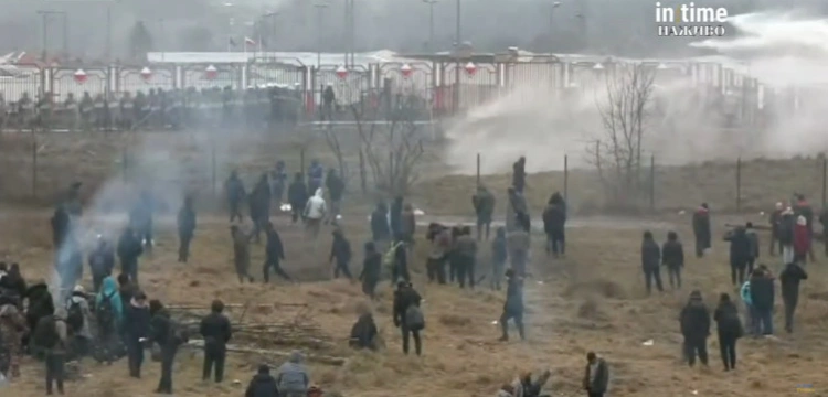 Kolejne starcia na granicy. W ruch poszły armatki wodne. Migranci uzbrojeni przez Białoruś
