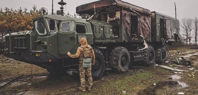 Ukraina. Zniszczono rosyjskiego MAZ-a z radarem kierowania ogniem