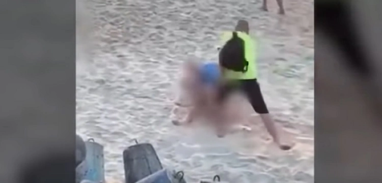[Wideo] Mielno. Para uprawiała seks na plaży w biały dzień wśród turystów i dzieci
