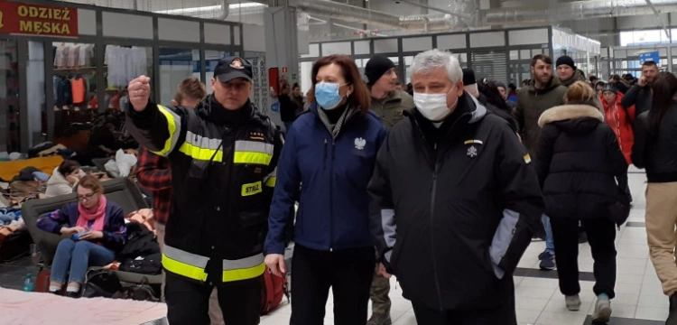 Kard. Krajewski do Ukraińców: Ojciec Święty jest blisko was