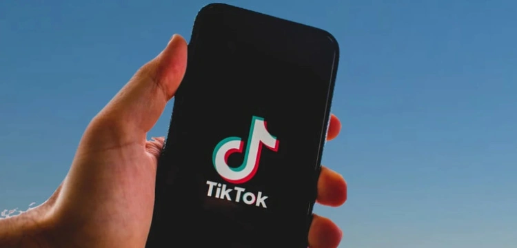 TikTok nie dla Rosjan. Chińska platforma ogranicza usługi 