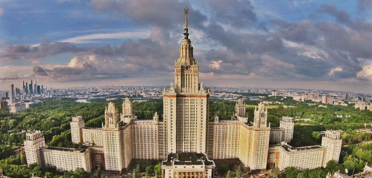 Rosyjskie uniwersytety murem za barbarzyństwem Putinem