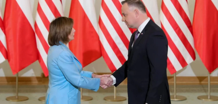 Nancy Pelosi w Polsce. Delegacja USA dziękuje Polakom za ,,historyczną szczodrość’’