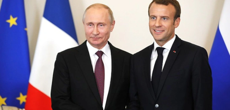 Macron relatywizuje rosyjskie zbrodnie. Internauci ostro komentują 