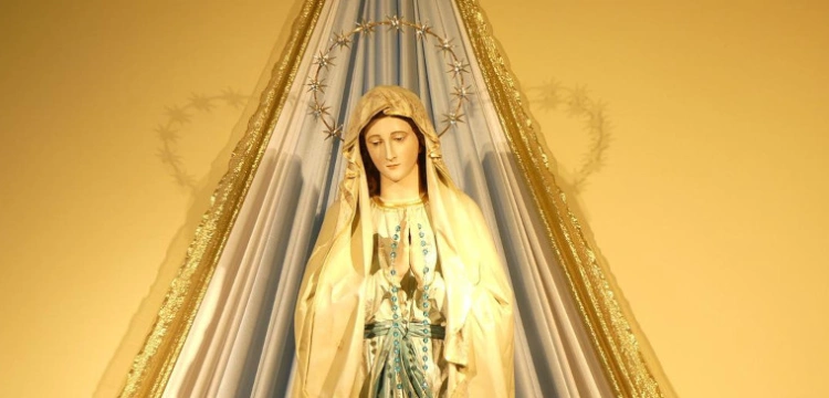 Maryja w Fatimie: Aby uniknąć piekła, musicie...