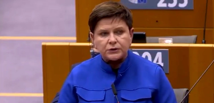 Szydło ostro w PE o praworządności: Ci którzy o niej mówią, sami chcą ją łamać [Wideo]