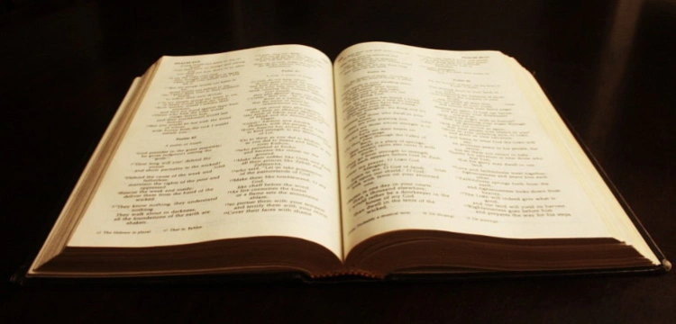 Zwyczajów Starego Testamentu nie można przenosić do Nowego