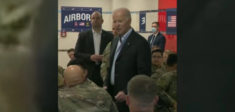 Joe Biden w Rzeszowie. Spotkał się z elitarnym oddziałem spadochroniarzy