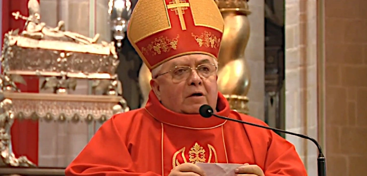 Papież Franciszek przyjął rezygnację biskupa bydgoskiego Jana Tyrawy