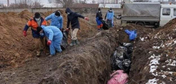 Masakra cywilów w obwodzie kijowskim. Odnaleziono już 900 ciał