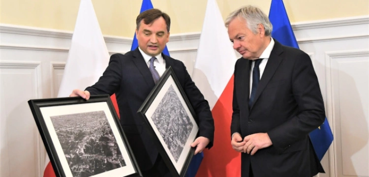 Minister Ziobro spotkał się z Reyndersem. Przekazał mu zdjęcia zniszczonej Warszawy