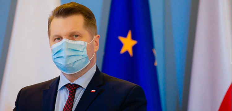 Dziennikarz Die Welt oburzony. "PiS chce wychować młodzież na katolików"