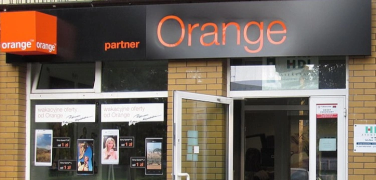 ,,Dodatkowe opłaty’’ w Orange. Operator naciągał klientów?  