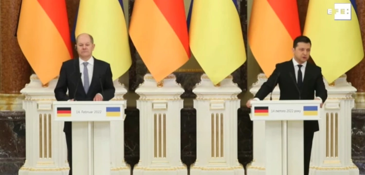 Ukraina wierzy w deklaracje Berlina? Zełenski spotkał się z Scholzem