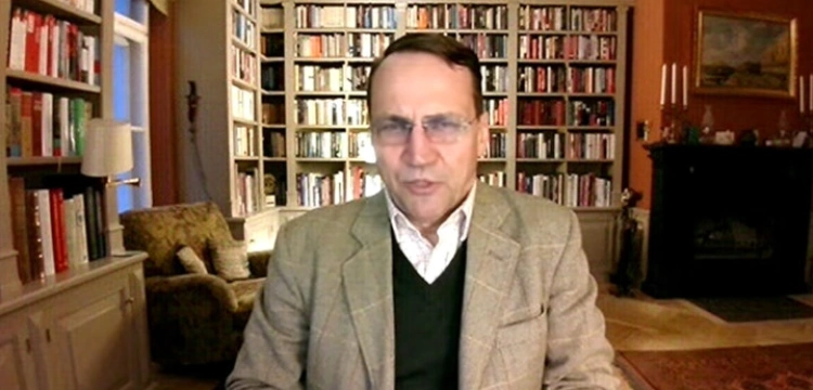 ,,Za dużo wypił’’. Węgierski polityk odpowiada Sikorskiemu