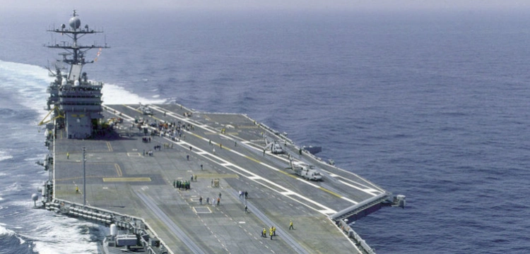 Pentagon zmienia plany. Lotniskowiec USS Harry S. Truman zostaje w Europie