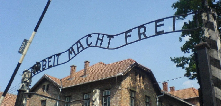 II wojna światowa się skończyła? ,,Berliner Zeitung’’: Polacy do dziś zmagają się ze skutkami niemieckich zbrodni 