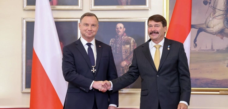 Prezydent Duda otrzymał najwyższe odznaczenie Węgier i obietnicę pełnego wsparcia od premiera Orbana