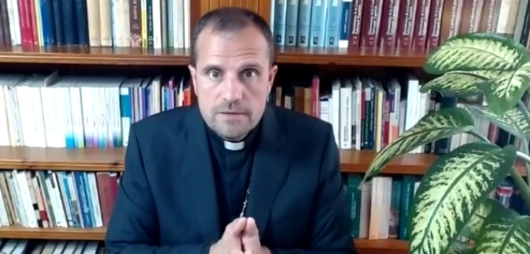 Skutek presji środowisk LGBT? Hiszpański biskup sprzeciwiał się homoherezji, teraz rezygnuje z urzędu 