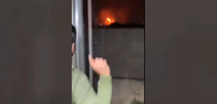 Iran bada, na co pozwala popyt na ropę? Rakiety spadają na stolicę Kurdystanu