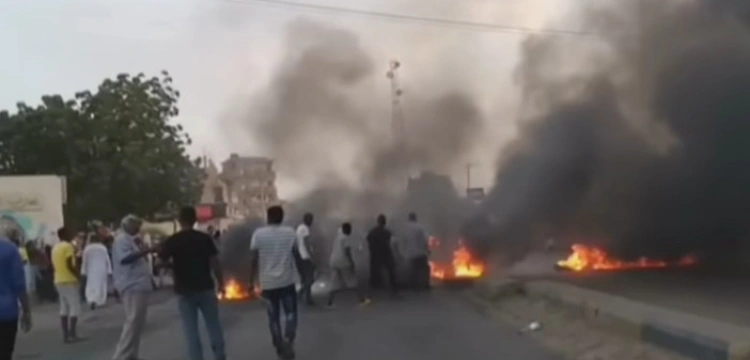 Wojskowy pucz w Sudanie. Żołnierze otworzyli ogień do protestującego tłumu