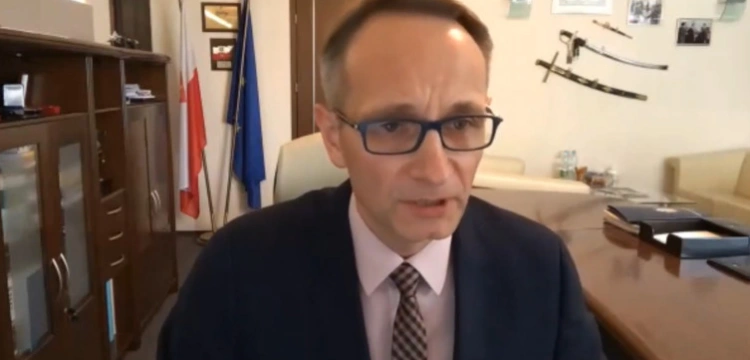 Gen. Gielerak o wygaszeniu pandemii. Konieczny jest jeden warunek