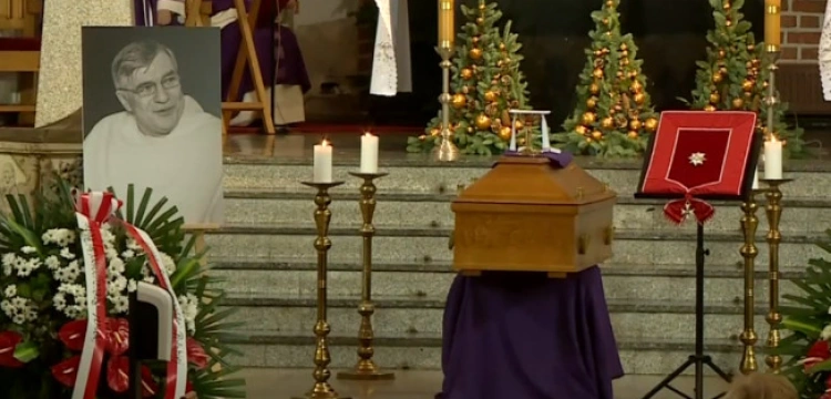 Pogrzeb o. Macieja Zięby. Duchowny pośmiertnie odznaczony przez prezydenta 