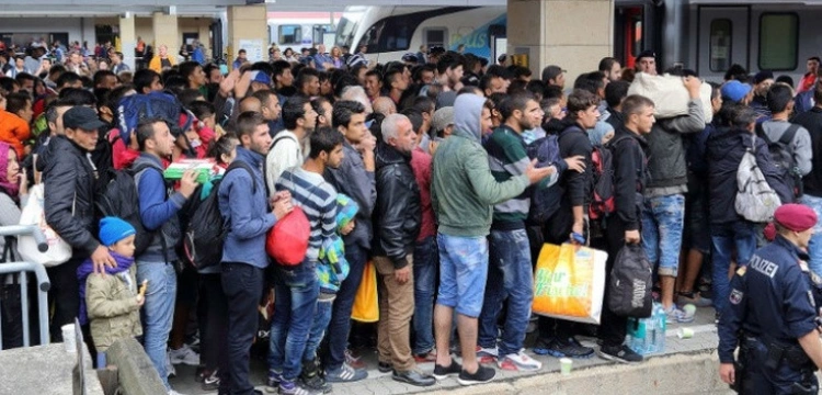 W Niemczech brakuje rąk do pracy. ,,Potrzebujemy 400 tys. imigrantów rocznie’’