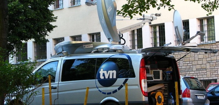 Koniec TVN? Stacja rezygnuje z biura w Moskwie